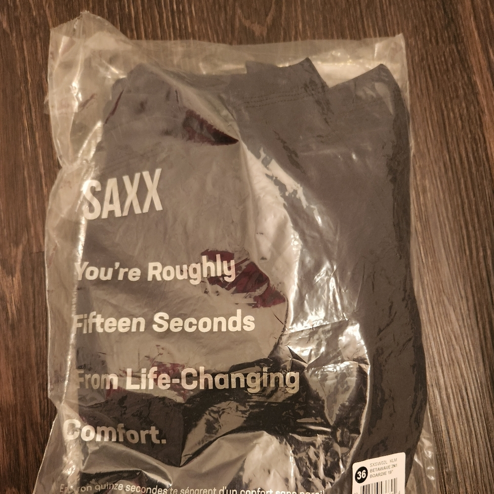 Saxx 2N1 Board Shorts  19" size 40